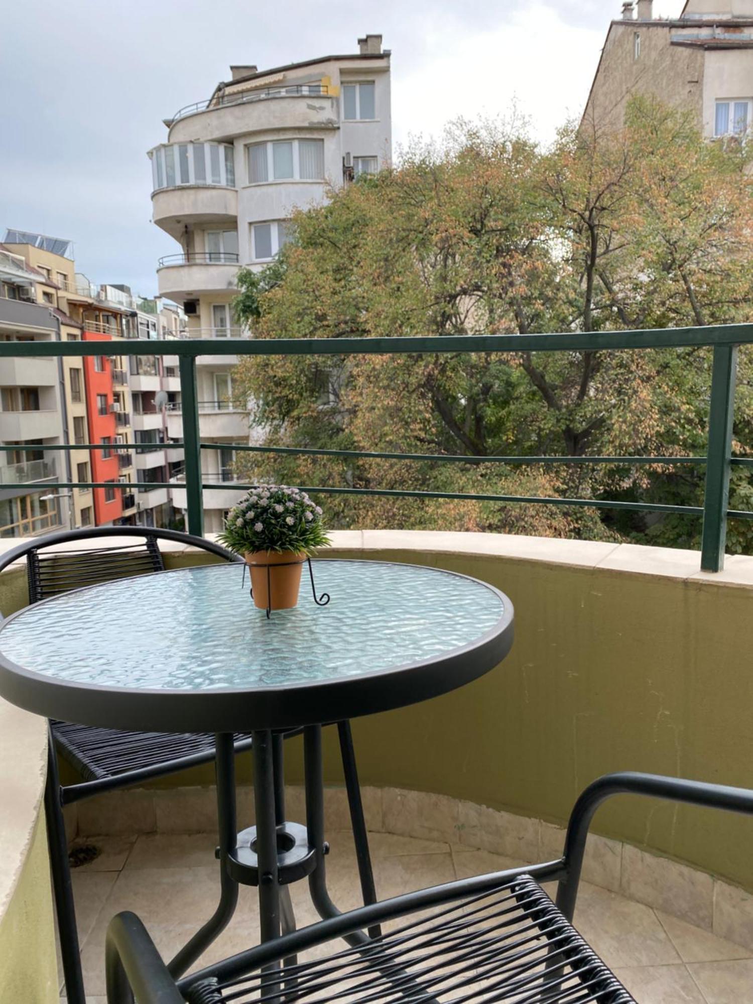 Sophie Studio - City Center Blagoevgrad Buitenkant foto