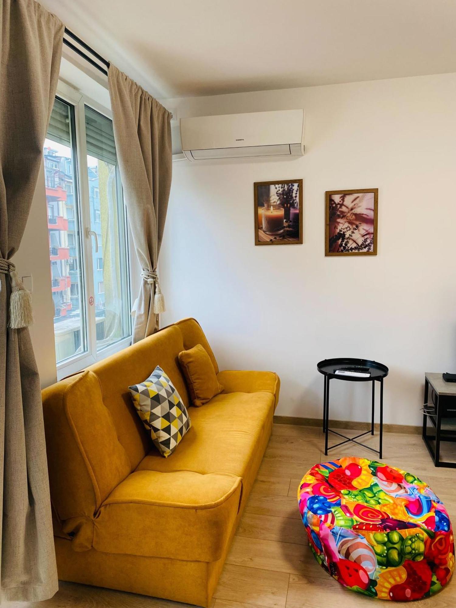 Sophie Studio - City Center Blagoevgrad Buitenkant foto